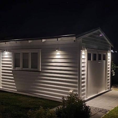 Retro On Queen, Papakura Exterior foto